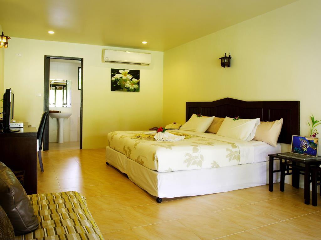 Banraya And Phuket